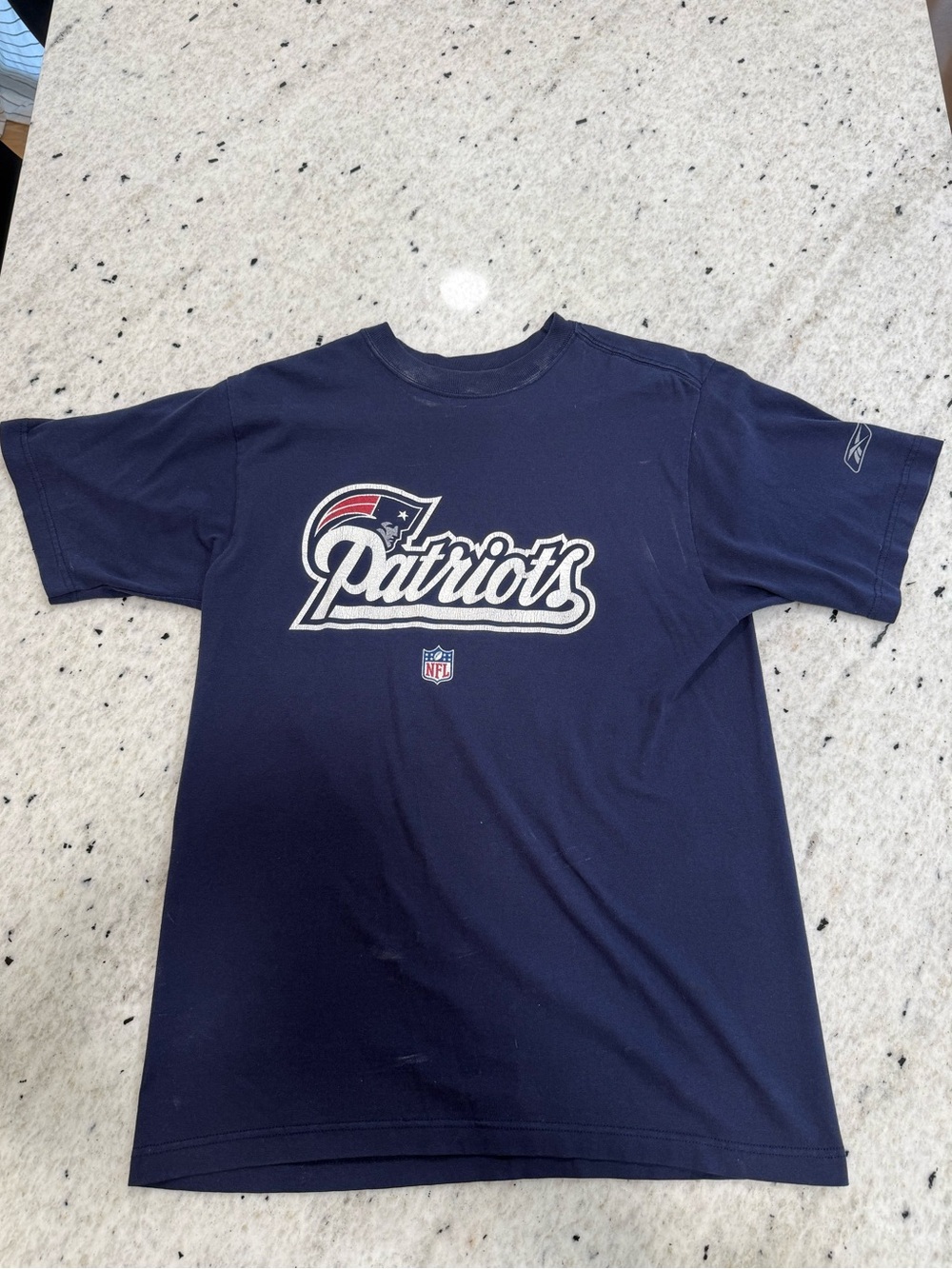 Reebok Dark Navy Graphic Logo Tee